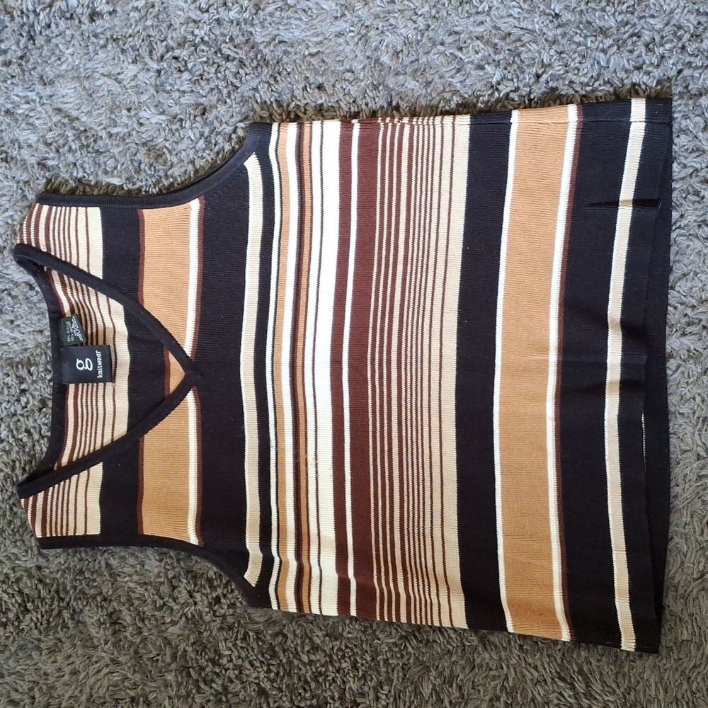 EUC g knitwear Sz L tank top
